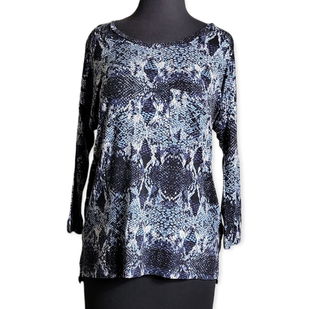 Banana Republic snakeskin print high low drop shoulder top size XS